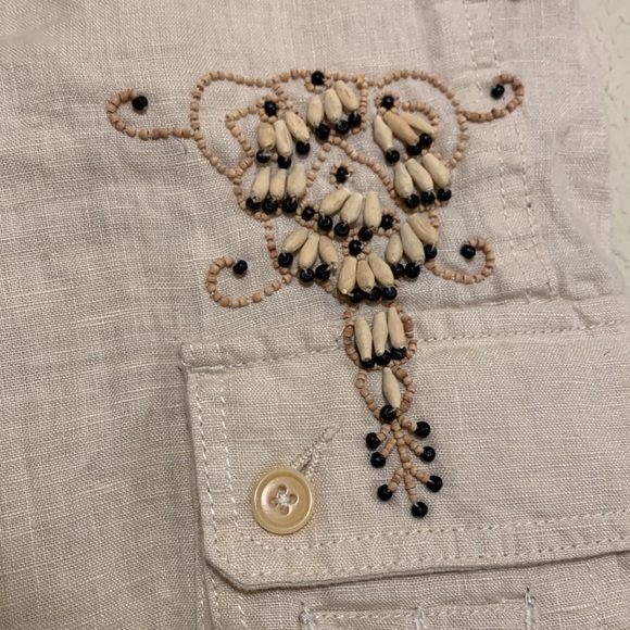 BCBGMAXAZRIA Beaded Linen Fabia Cargo Shorts - Picture 6 of 11